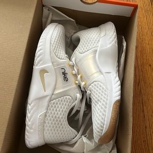 Never used Nike shoes